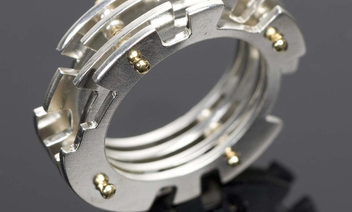 Industriale gioielli di design immagine componenti elettromeccanici laboratorio orafo oreficeria del gioiello lavastoviglie anello girocollo